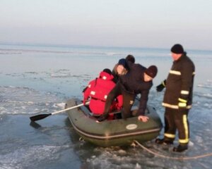 З дрейфуючої крижини на Одещині врятували чотирьох дітей (фото)