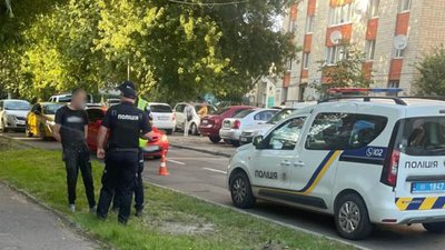 У Львові поліція затримала чоловіків з гранатами