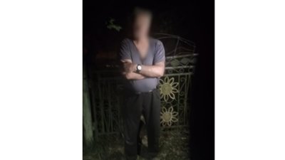 На Львівщині затримали 75-річного чоловіка за розбещення малолітньої дівчинки