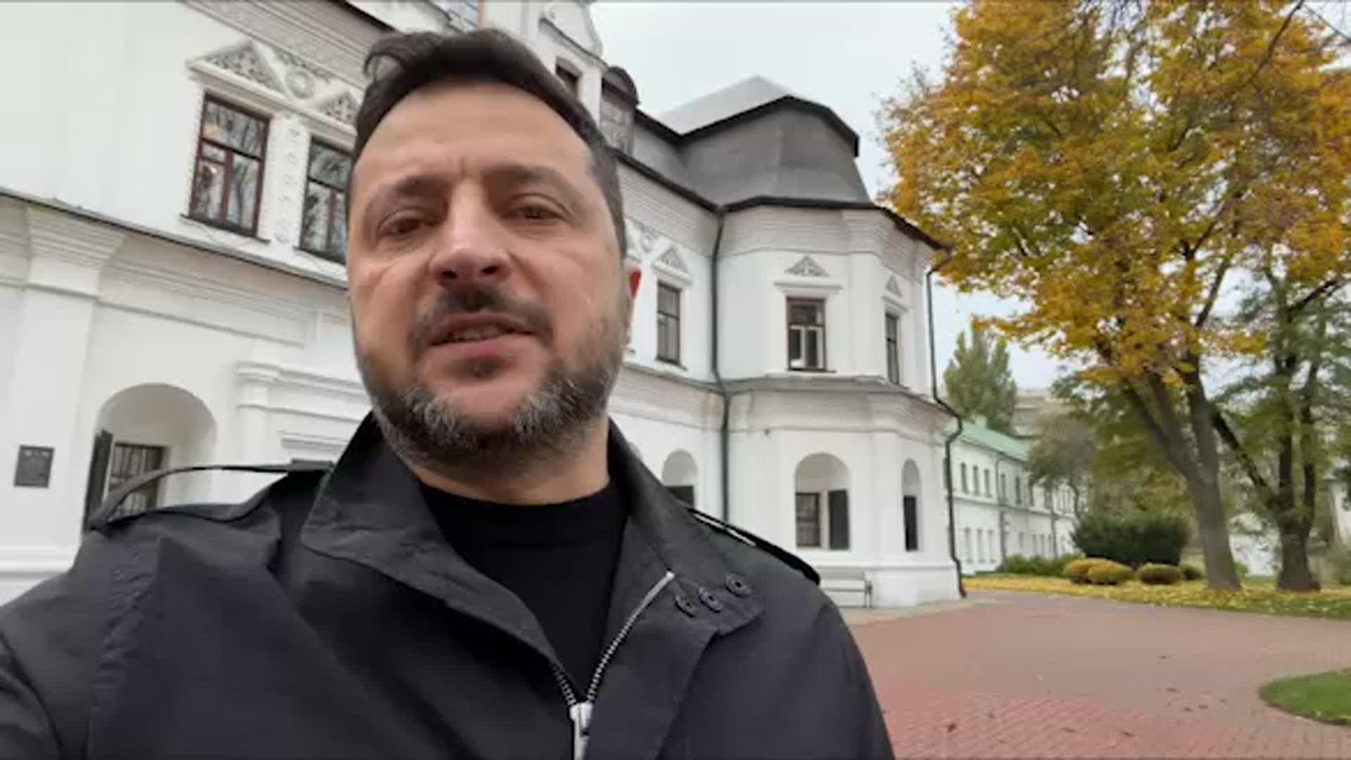 Відео: Володимир Зеленський про відновлення роботи Starlink і Starshield на швидкості, необхідній для потреб фронту.